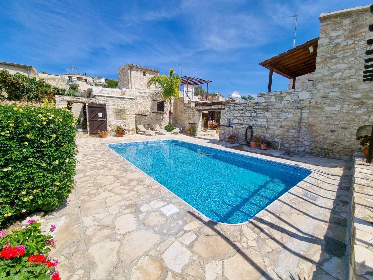 Athena'S Pool Oasis Apartman Szkarínu Kültér fotó