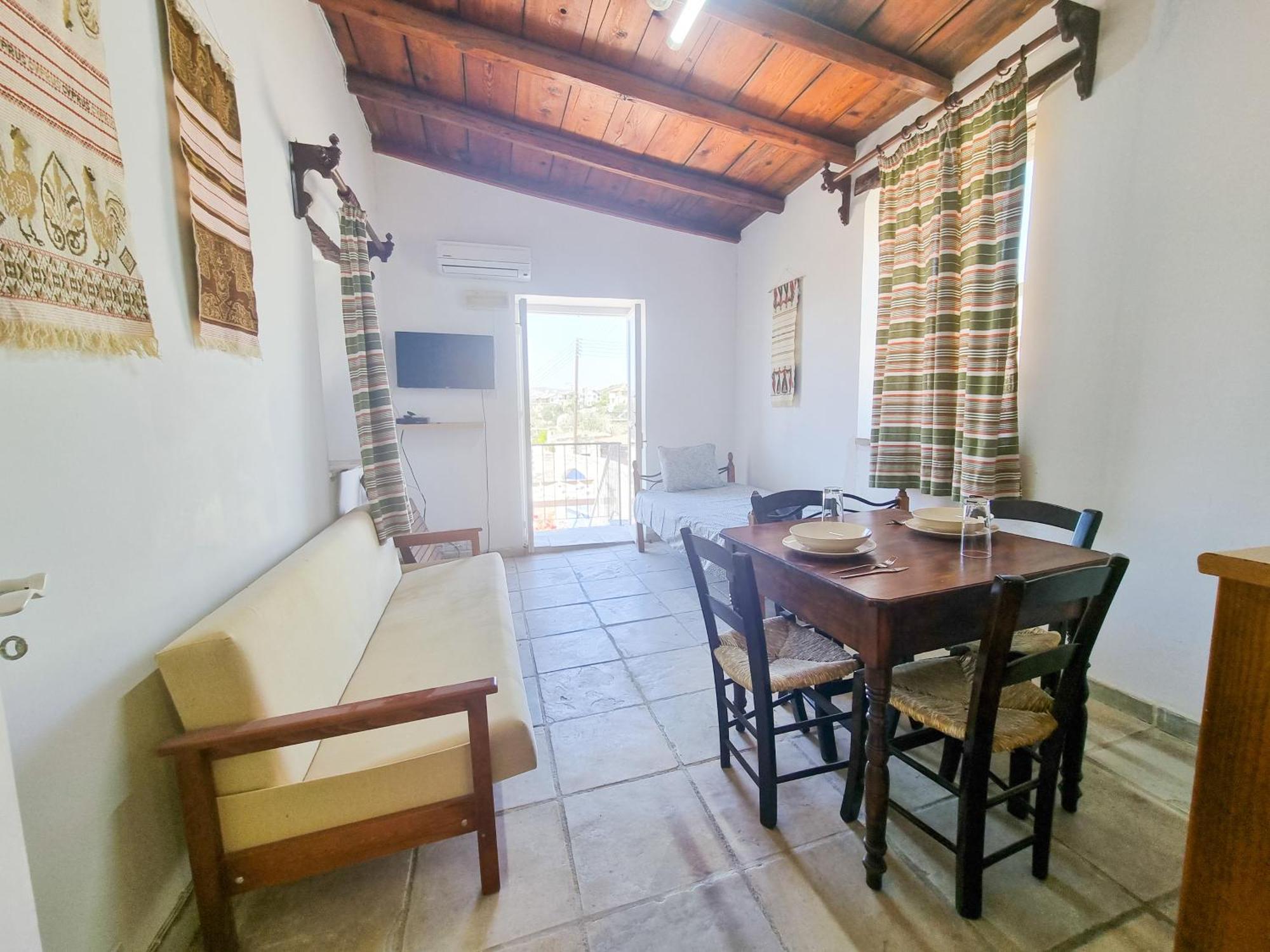 Athena'S Pool Oasis Apartman Szkarínu Kültér fotó