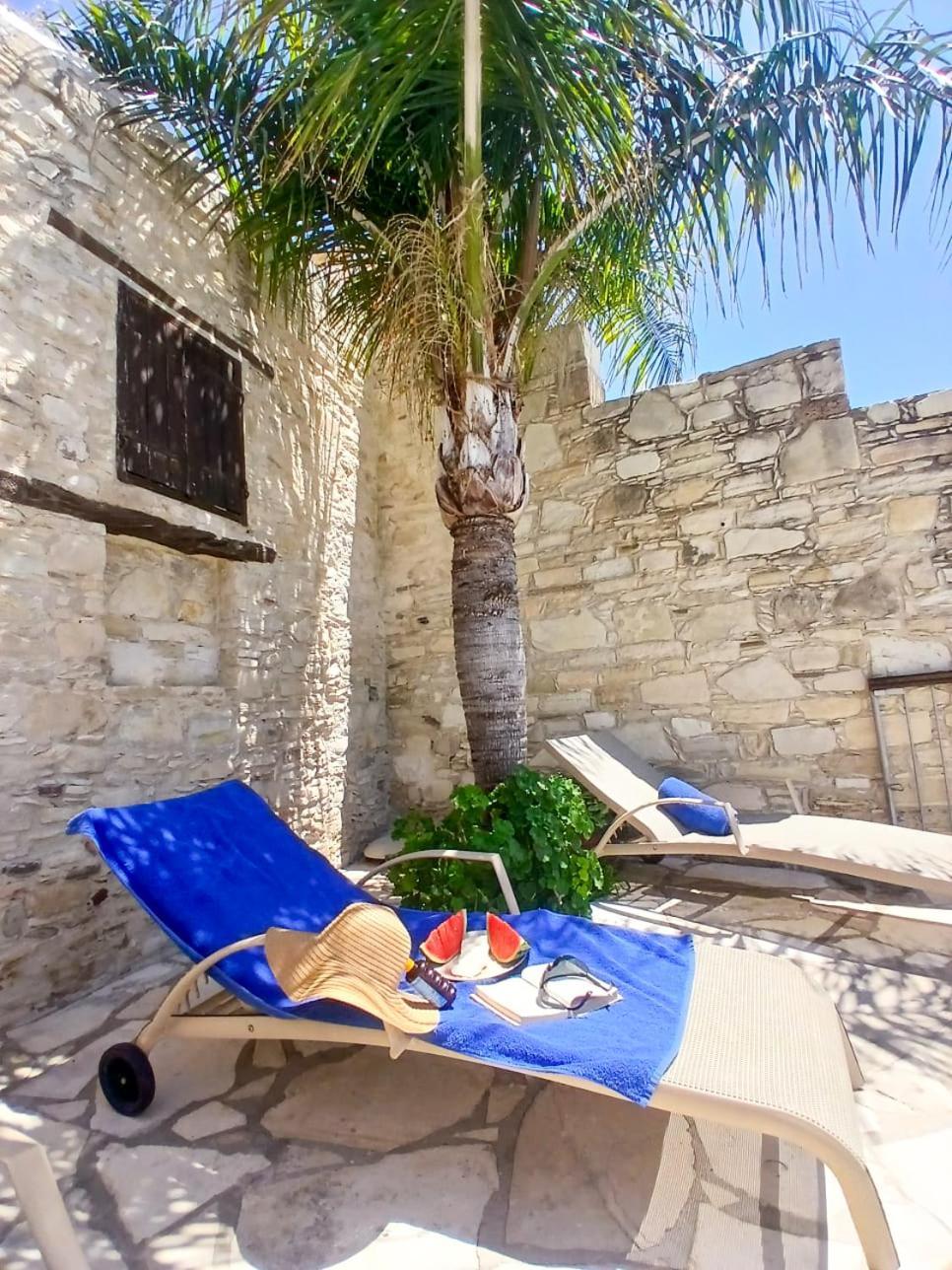 Athena'S Pool Oasis Apartman Szkarínu Kültér fotó